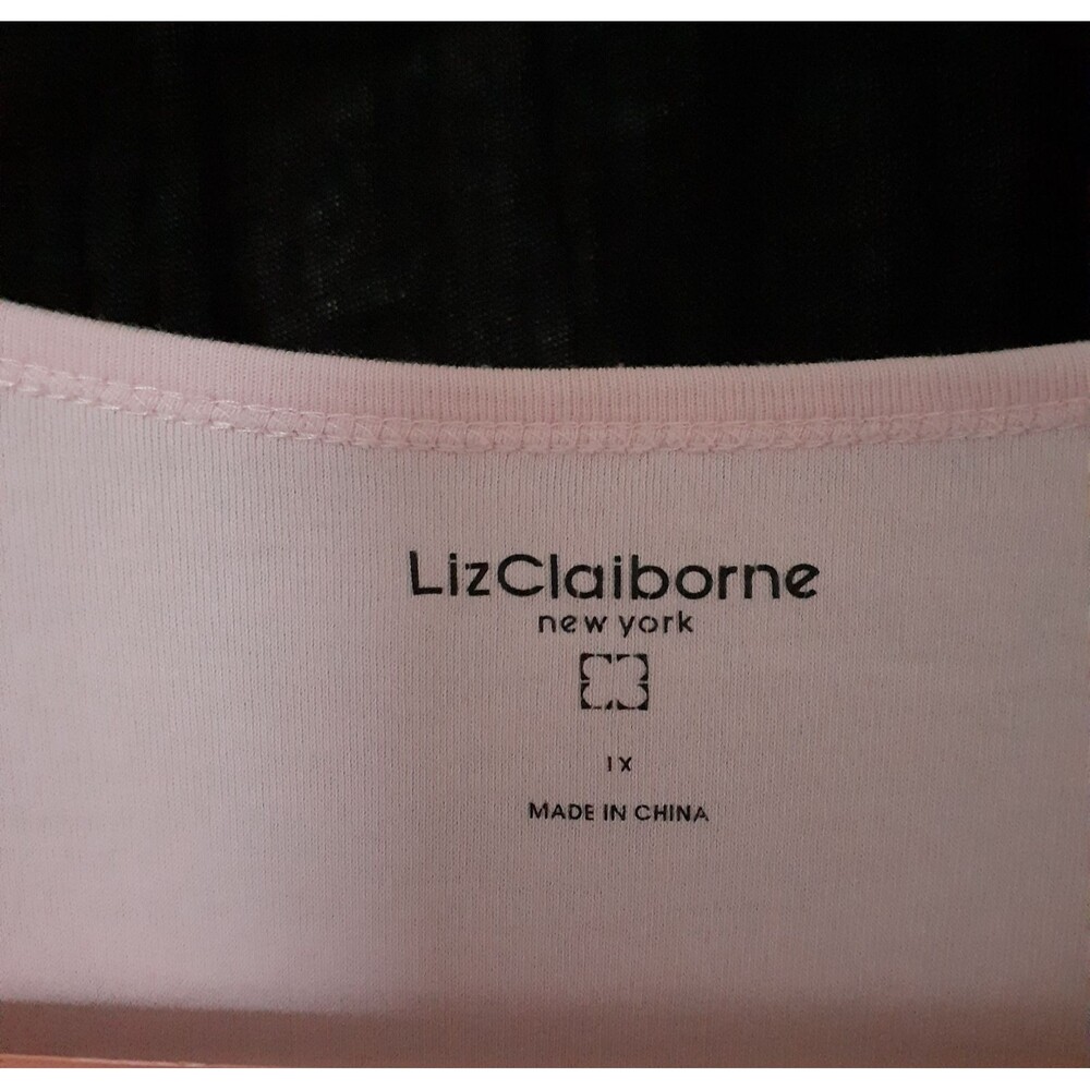 Liz Claiborne basic tshirt - Picture 3 of 5